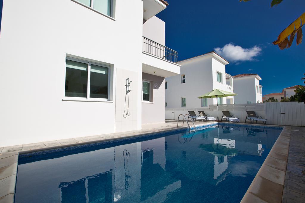 Avra Villas Paralimni Værelse billede