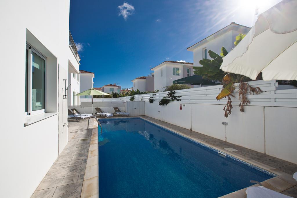 Avra Villas Paralimni Værelse billede