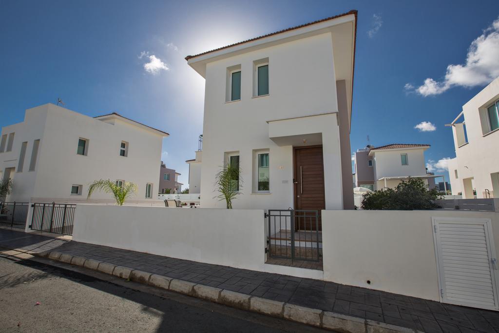 Avra Villas Paralimni Værelse billede