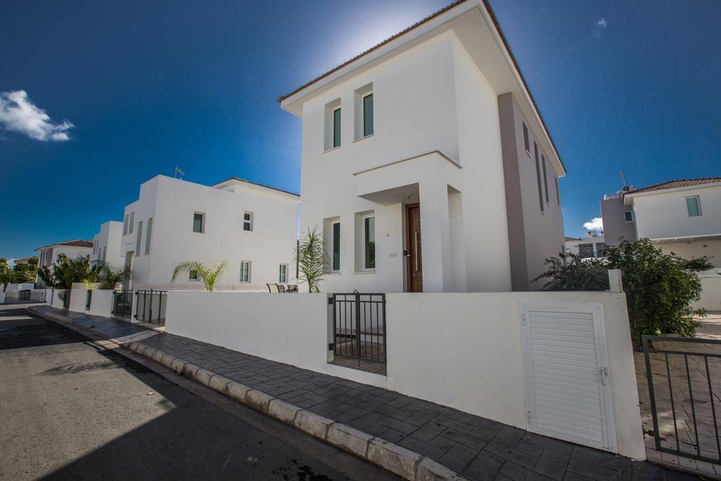 Avra Villas Paralimni Værelse billede