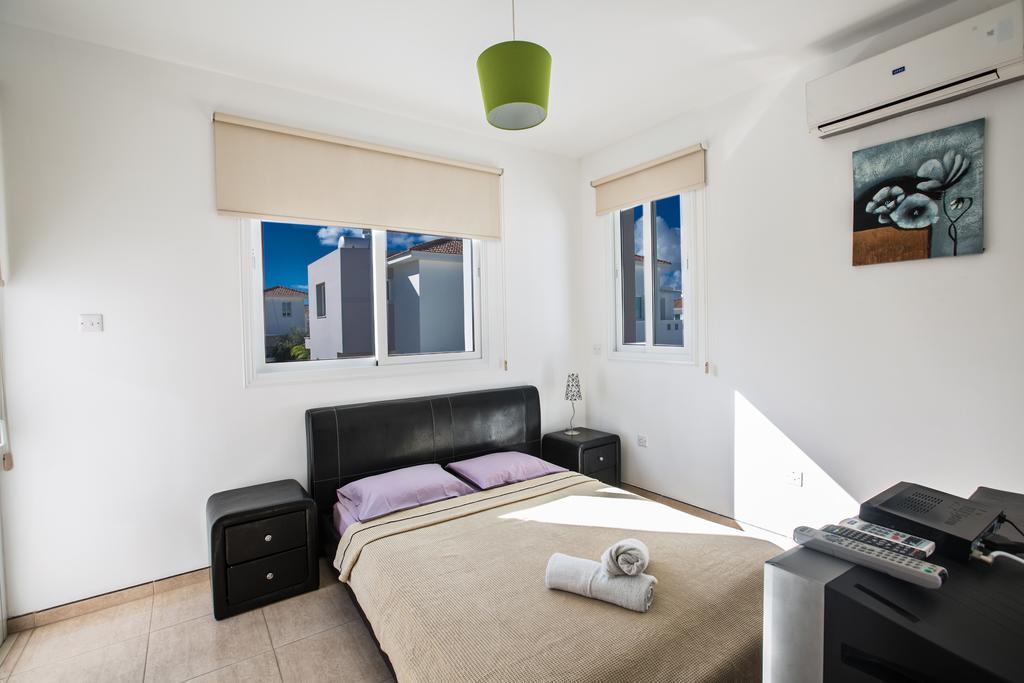 Avra Villas Paralimni Værelse billede